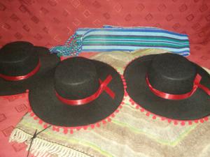 Sombrero poncho cuchillo..cinto