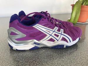 Zapatillas Asics talle 41 poco uso