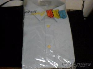 Camisa celeste nueva