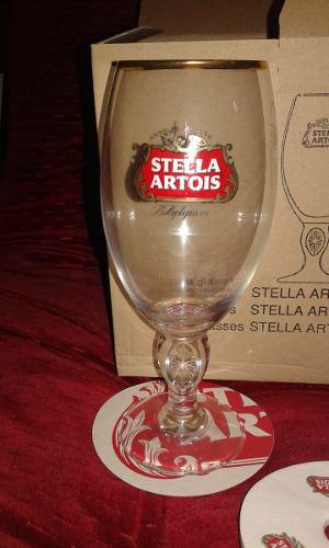 Copa Stella Artois 0.33 + Posavaso + Baberos