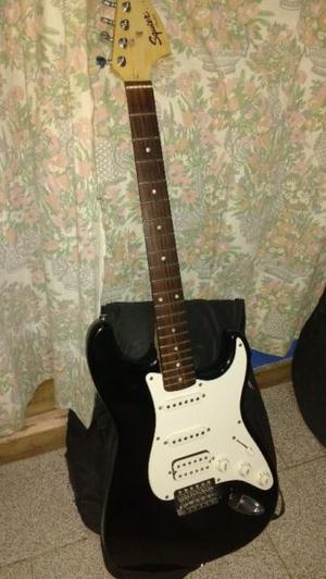 Guitarra Squier Stratocaster (affinity)