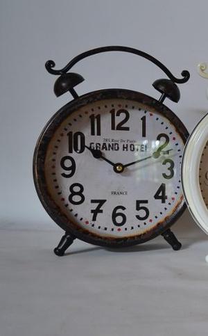 Reloj De Mesa Grand Hotel 20cm
