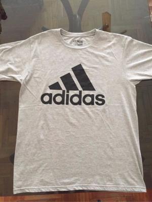 Remera Original adidas (Talle L)