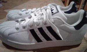 Adidas star metal