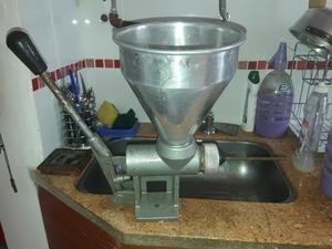 Maquina para rellenar churros/cubanitos Manual