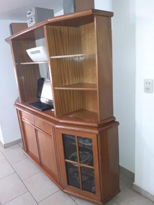 Mueble de Roble Macizo color Claro