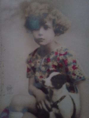 POSTAL francesa  foto de una niña y sobre muy antigua