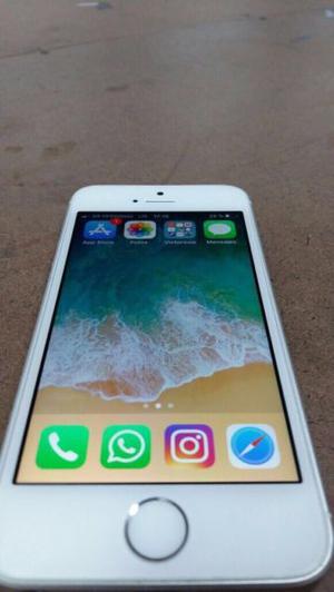 iPhone SE 64GB Silver Liberado.