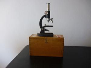 microscopio japonès antiguo