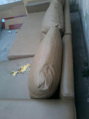 Sillon esquinero. Cuero