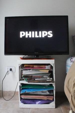 Tv Philips LED 32" - Excelente estado