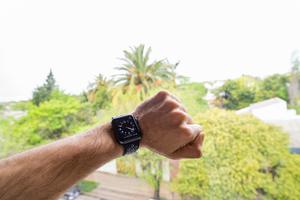 Apple watch 42 mm con varias correas y accesorios originales