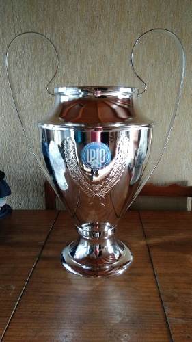 Copa Champions Trofeo Replica
