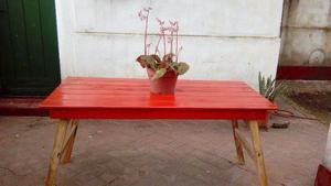 MUY LINDA MESA DE JARDÍN O COCINA PLEGABLE DE MADERA