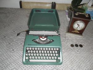Maquina de Escribir Olivetti Lettera 82 Hecha en Brasil