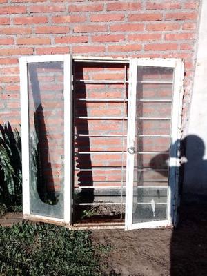 Ventana con Reja