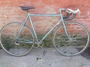 Bicicleta carrera lista para andar $