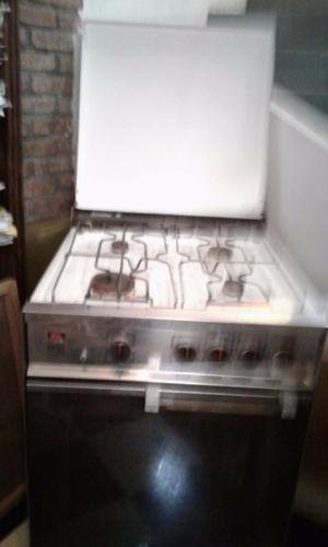 COCINA IMPECABLE SIN OXIDO TODO FUNCIONA, CON TAPA