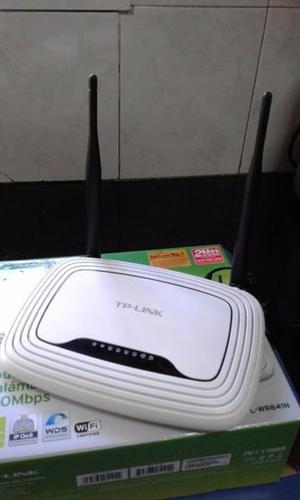 VENDO ROUTER INALAMBRICO TP-LINK N 300 Mbps,CON SUS