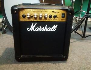 Amplificador Marshall Mg10cd 10w En Caja!! (con Manual)