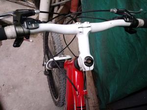Bicicleta raleigh mojave 4.0