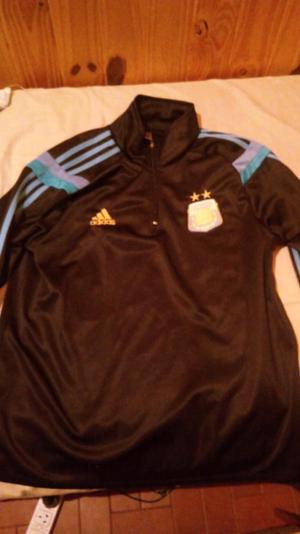Buzo Adidas de la Selección Argentina