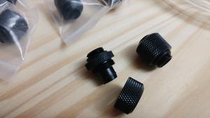 Conectores Fittings X8 y Manguera Watercooling