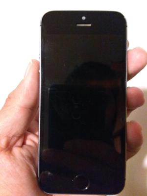 Iphone 5S con mínimos detalles funcionales