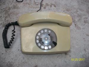 telefono antiguo beige