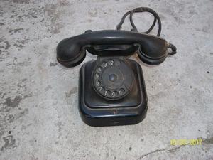 telefono antiguo negro