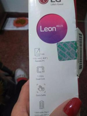 Celular LG León