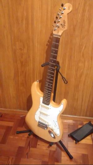 Guitarra electrica Stratocaster Squier