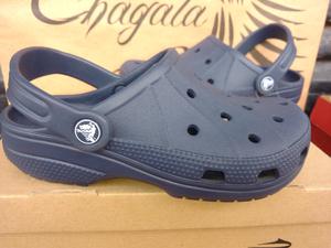 Crocs originales número 32