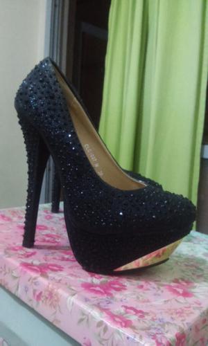 Stilettos 38 impecables