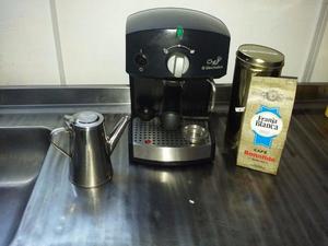 CAFETERA EXPRESS ELECTROLUX CREMA...