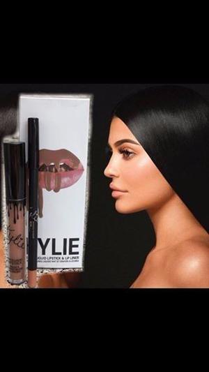 Labiales Kylie Jenner