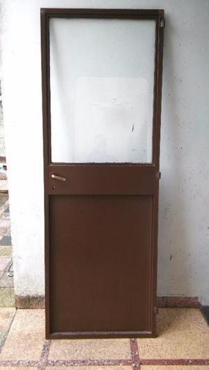 puerta de hierro con vidrio completo 2m x 70cm