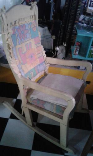 Antiguo sillon mecedora !!!