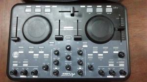 Controlador CD/USB Apogee Digitrack PRO