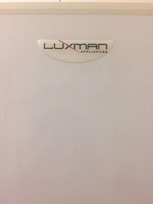 Heladera con freezer Luxman usada