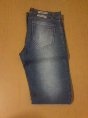 Jeans chupín elastizado nuevo