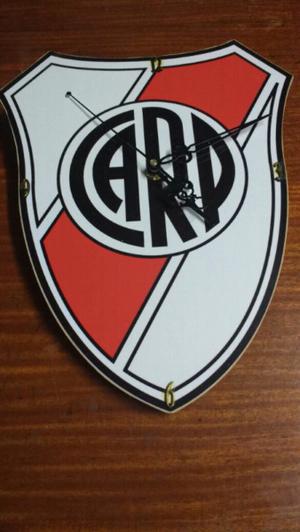 Reloj de river