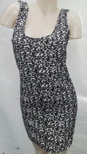 VESTIDO ANIMAL PRINTE - AL CUERPO