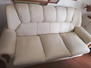 JUEGO DE LIVING 3 CUERPOS Y 2 SILLONES INDIVIDUALES