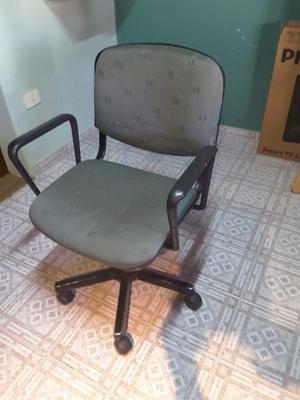 Una silla giratoria