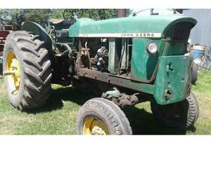 TRACTOR JOHN DEERE  CON TRES PUNTOS