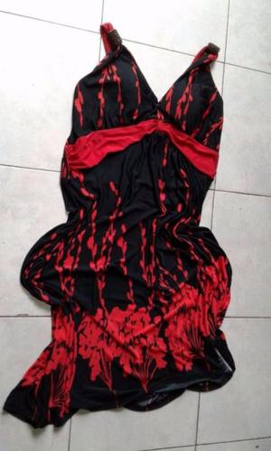 VENDO VESTIDO/SOLERO DE SEDA FRIA COLORADO Y NEGRO, TALLE