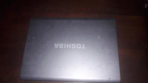 Vendo. Notebook toshiba.