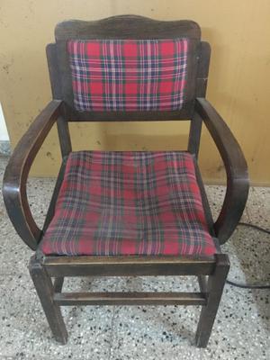 Sillon antiguo de madera