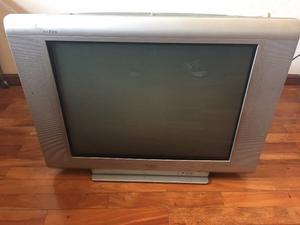 TV Sanyo 29 pulgadas pantalla plana. Impecable. Con control